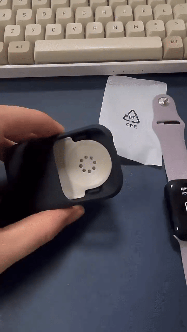 Wireless Magnetic Power Bank& Charger for Smart Watches - Dar Al Emarat